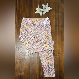Calvin Klein Performance Women's Plus Size Leggings  Multi-Color